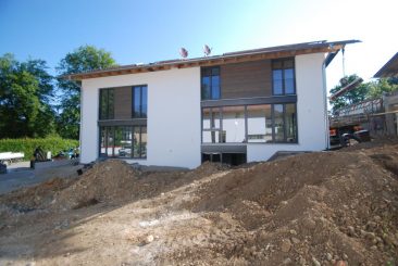 Zwei großzügige Doppelhaushälften in Bestlage von 82041 Deisenhofen