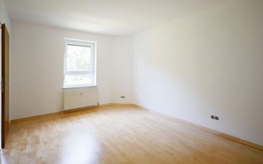 Attraktive Maisonettewohnung mit Westbalkon & Dachboden in München – Allach
