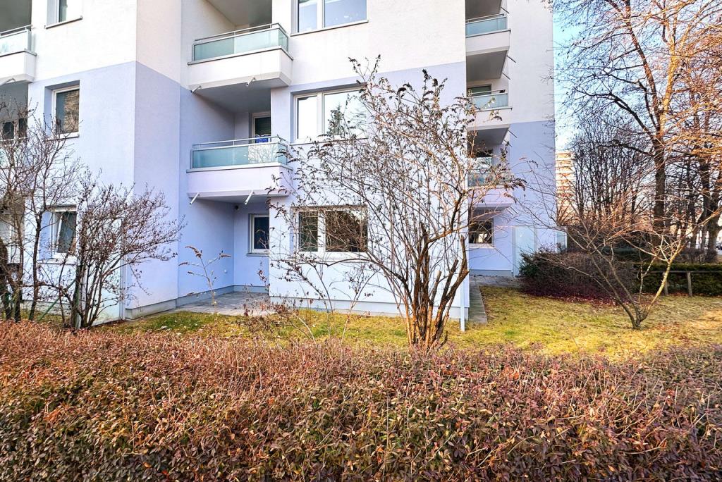 Erstbezug nach Sanierung: 2-Zimmer-Wohnung mit Garten in Taufkirchen