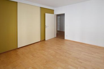 Zwischen Isar und Altstadt: ruhige 2,5-Zimmer-Wohnung mit Terrasse im Lehel