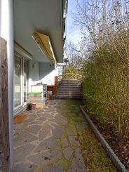 Gut geschnittene 2,5-Zimmer-Wohnung mit sonnigem Süd-West-Garten in Ottobrunn