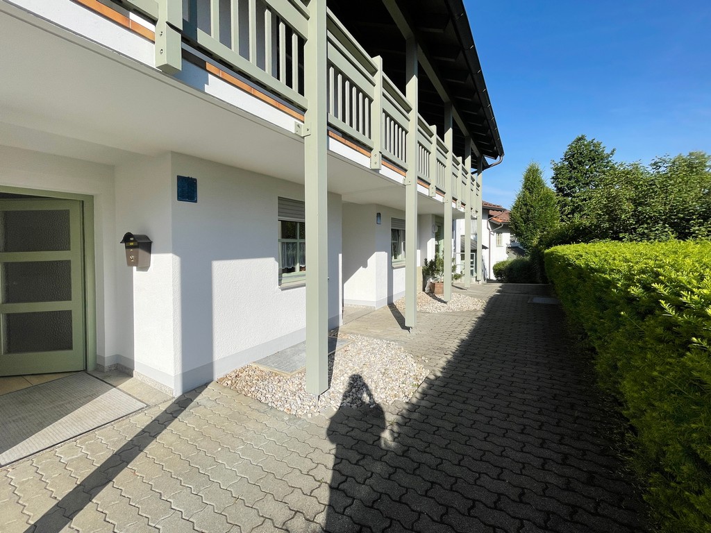 Attraktive 2,5-Zimmer-Erdgeschosswohnung in Oberhaching