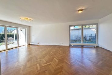Großzügiges Grundstück mit Einfamilienhaus und Pool in Deisenhofen