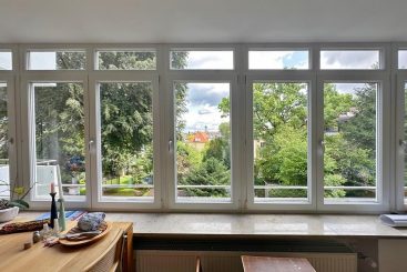 Bestlage am Nymphenburger Kanal! Charmante 3-Zimmer-Wohnung mit Blick ins Grüne