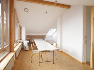 Attraktives Mischobjekt: Wohnen und Arbeiten unter einem Dach im Zentrum von Deisenhofen